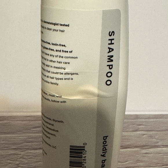 Boldly Basic Shampoo - dented bottle - Picture 2 of 3